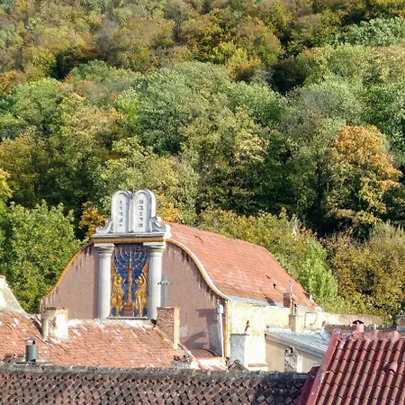 Castel Residence-3